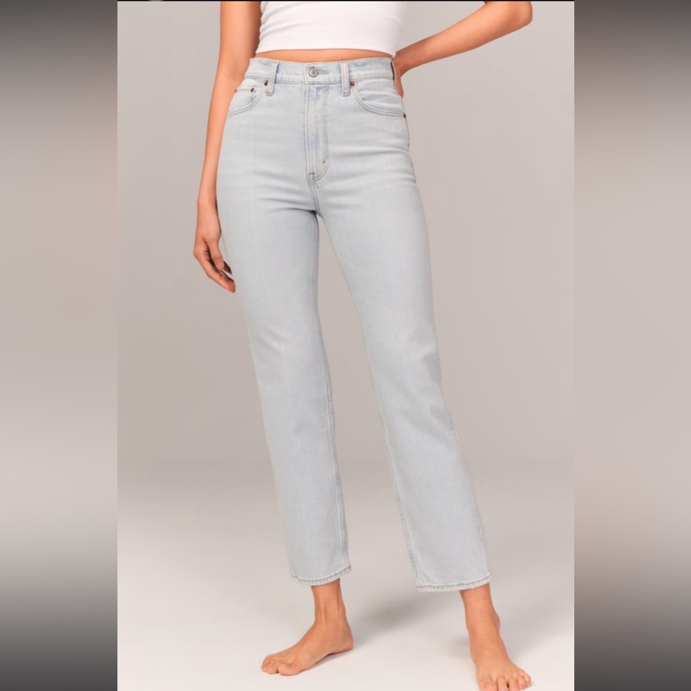 NWT Abercrombie & Fitch Ankle Straight Curve Love 26 Long